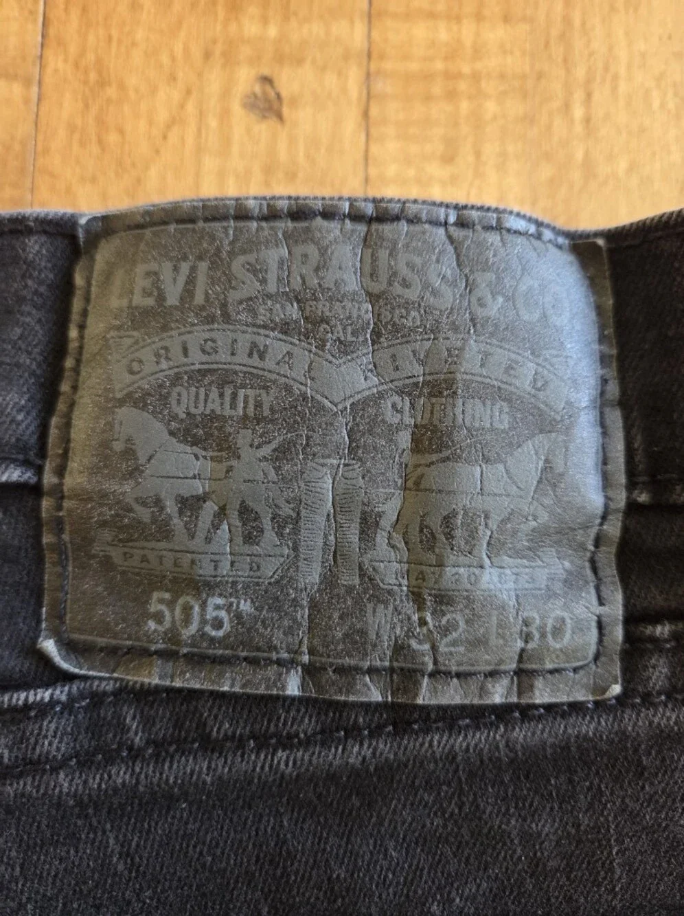 Levis classic straight